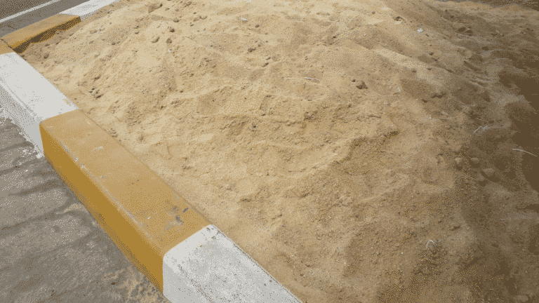 Can You Use Builders' Sand To Mix With Compost? - Little Leafy